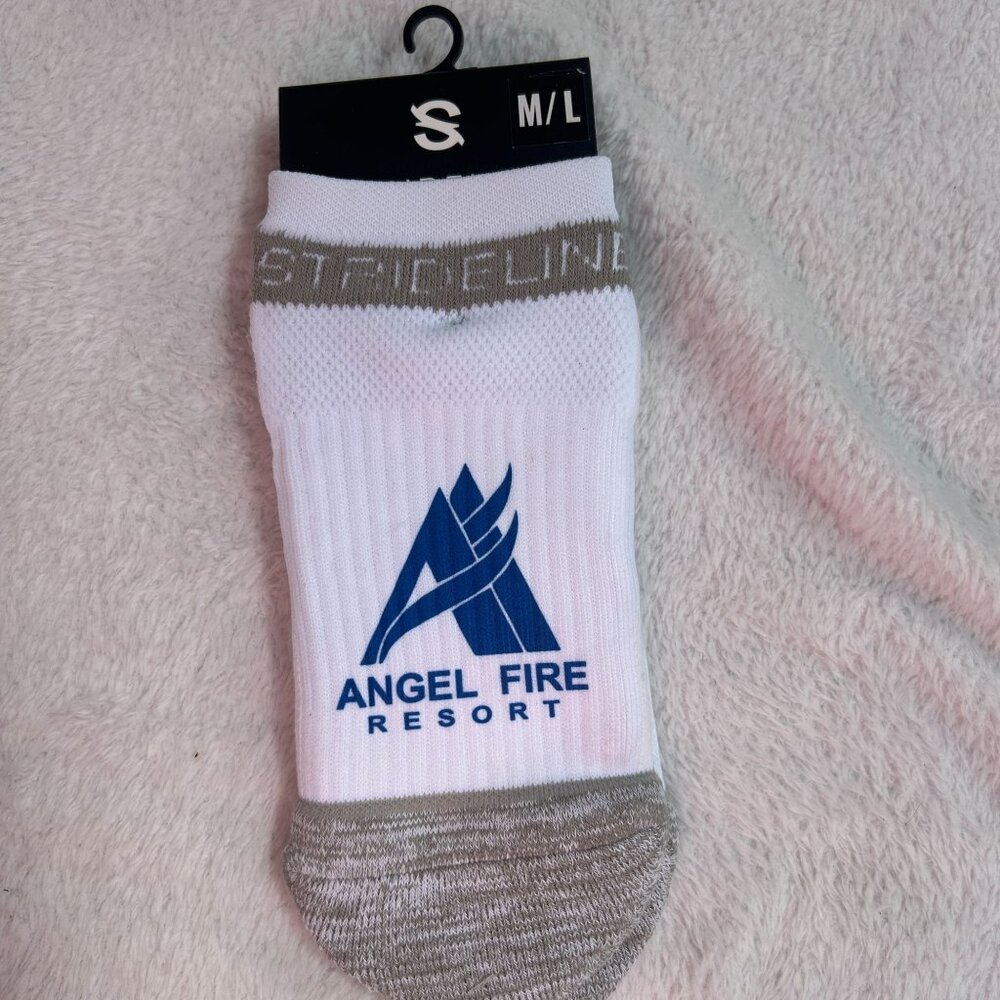 Strideline Angel Fire Resort White Premium Low Socks M/L Athletic New
